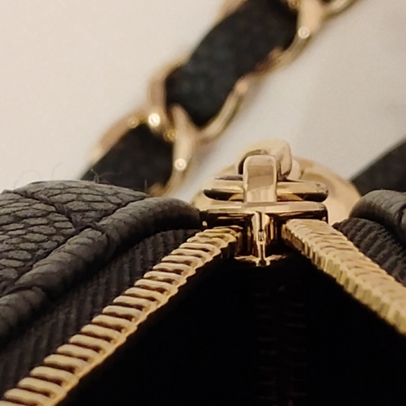 EUC Chanel Quilted Caviar Camera Bag GHW - Black Crossbody/Shoulder - Picture 12 of 15